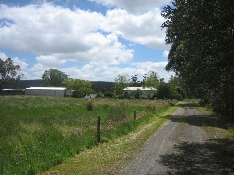 185 Taylors Road, Willung VIC 3847