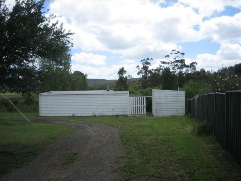185 Taylors Road, Willung VIC 3847