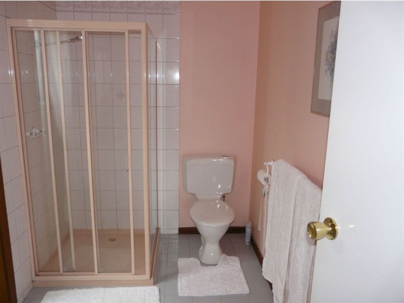 9 Llewelyn Court, Bairnsdale VIC 3875