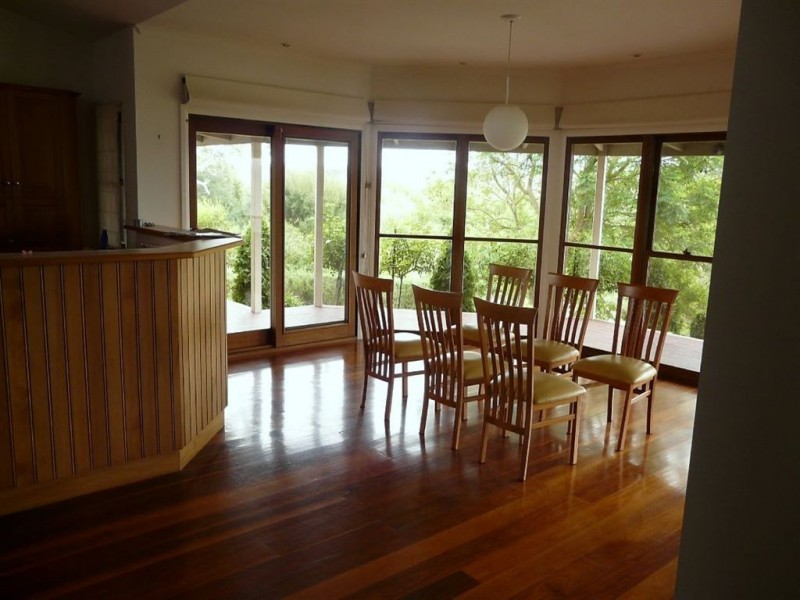 8 Riley Street, Bairnsdale VIC 3875