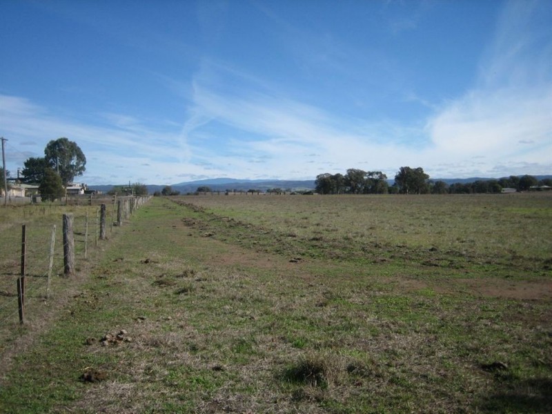 11 Ash Street, Heyfield VIC 3858