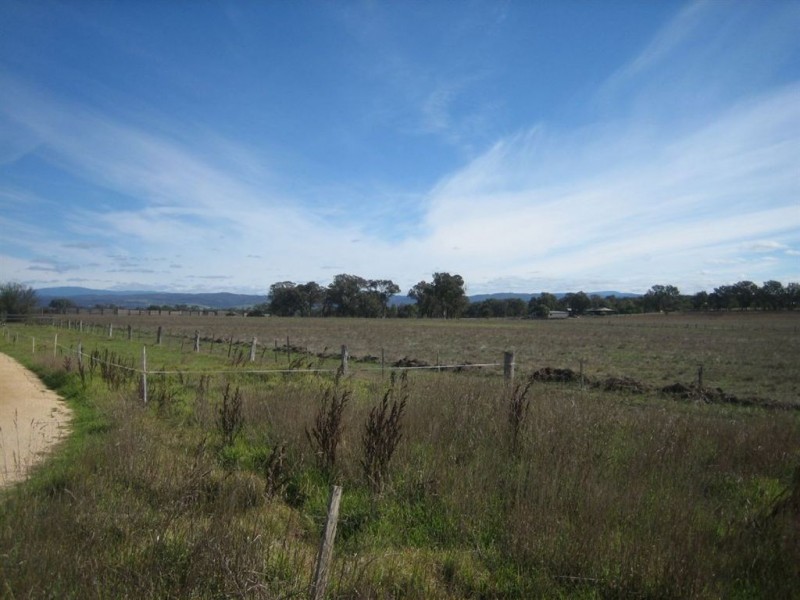 11 Ash Street, Heyfield VIC 3858