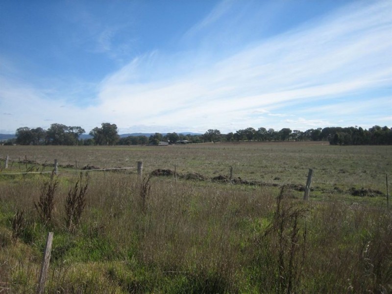 11 Ash Street, Heyfield VIC 3858