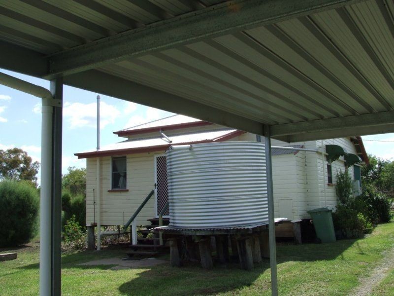 24 Perham Street, Pittsworth QLD 4356