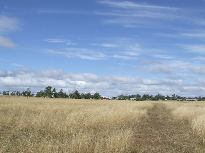 11 Hauslers Road, Pittsworth QLD 4356