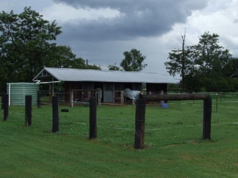 8 Mulgowie Road, Laidley QLD 4341