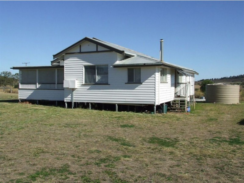 . Scrubby Mt Road, Pittsworth QLD 4356