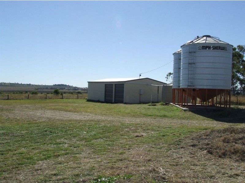 . Scrubby Mt Road, Pittsworth QLD 4356