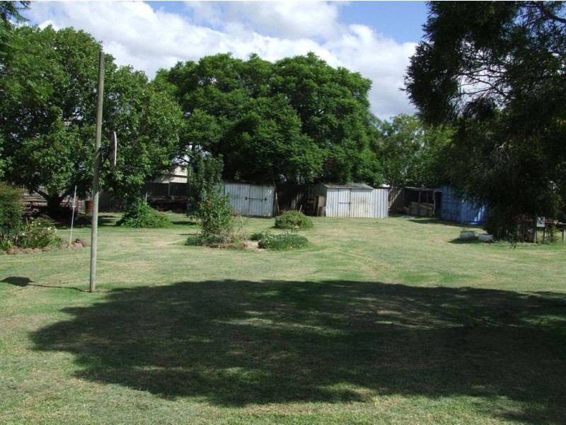 8 Donovan Street, Pittsworth QLD 4356