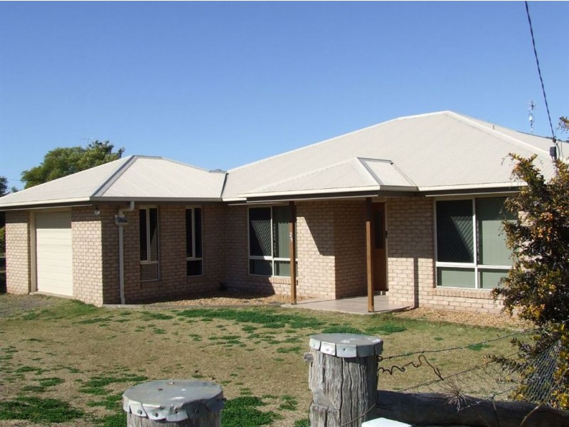 25 John Street, Southbrook QLD 4363