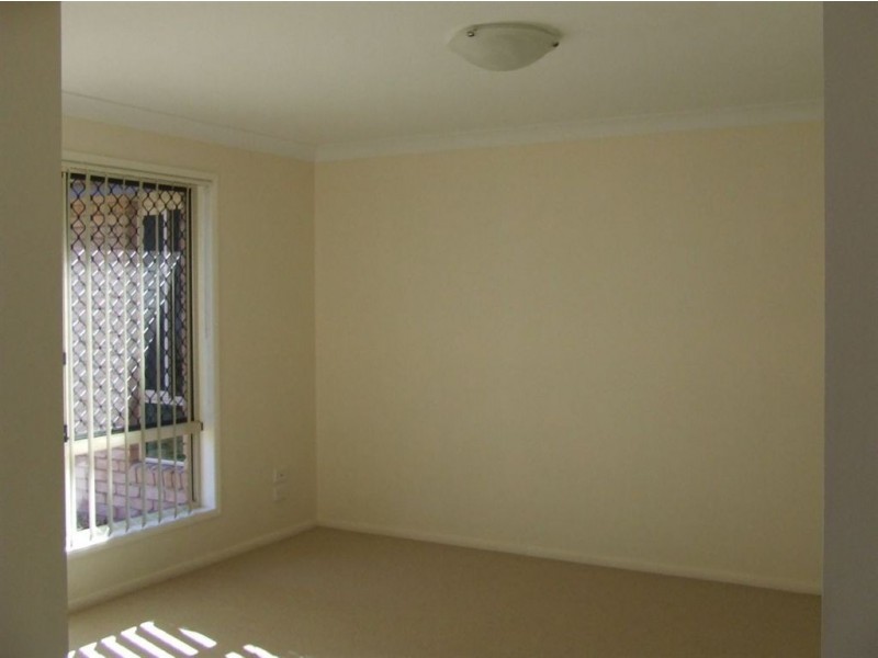 25 John Street, Southbrook QLD 4363