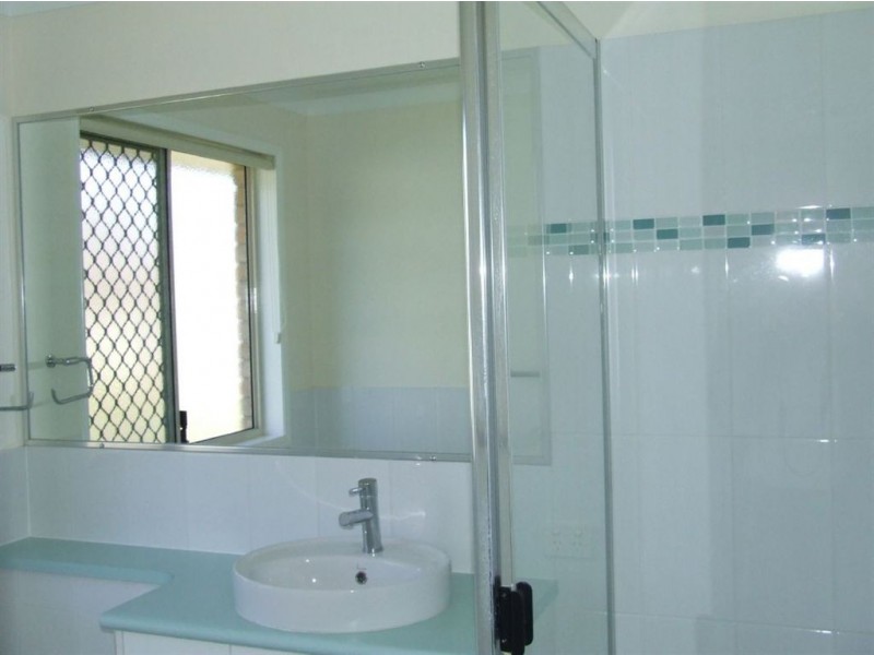 25 John Street, Southbrook QLD 4363