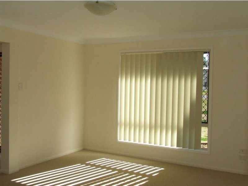 25 John Street, Southbrook QLD 4363