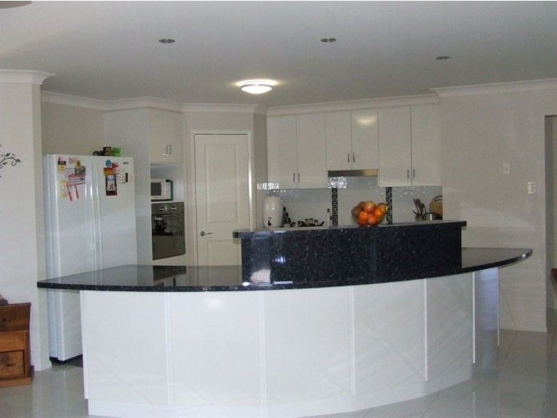 48 Stanley St, Pittsworth QLD 4356