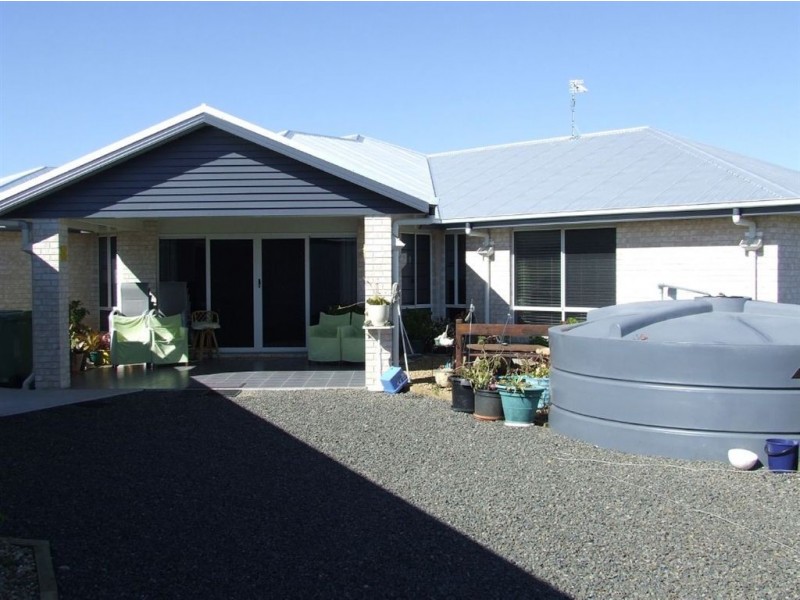 48 Stanley St, Pittsworth QLD 4356