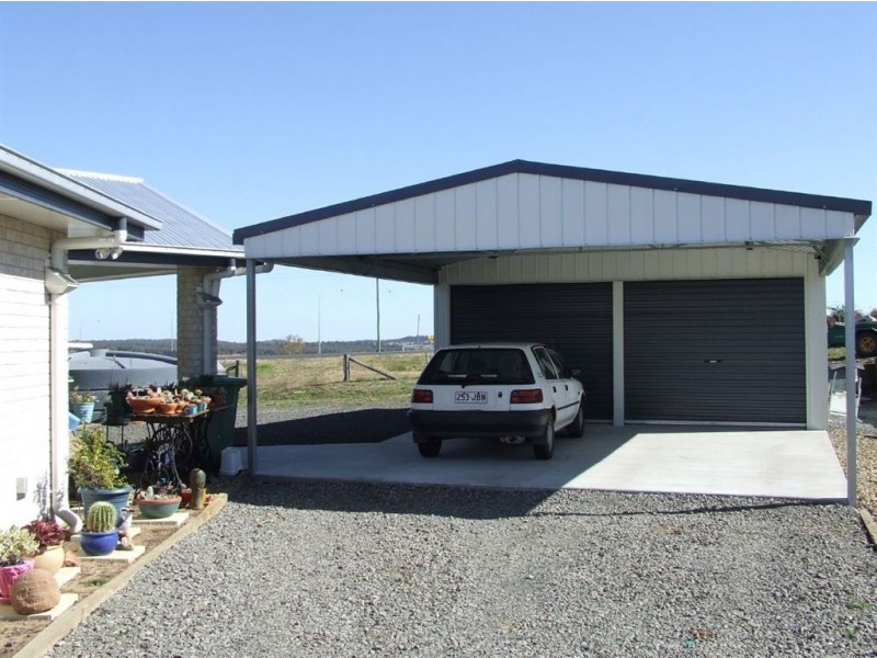 48 Stanley St, Pittsworth QLD 4356