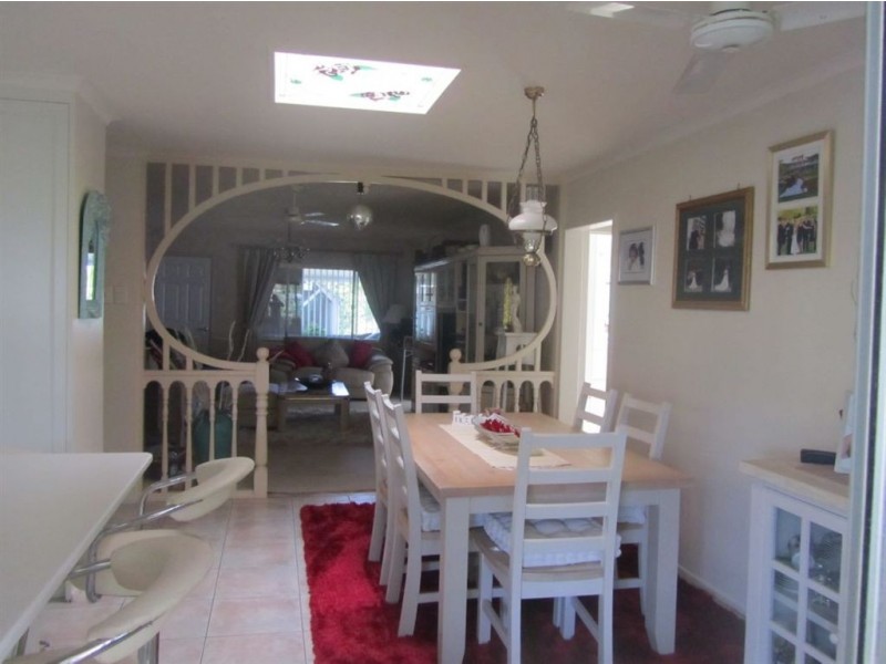 11 Cunningham St, Pittsworth QLD 4356