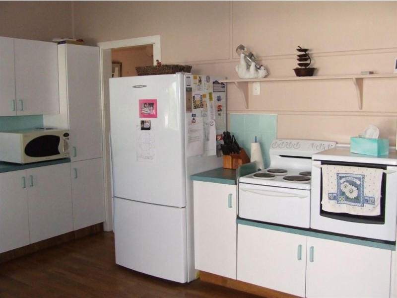 30 Briggs Street, Pittsworth QLD 4356