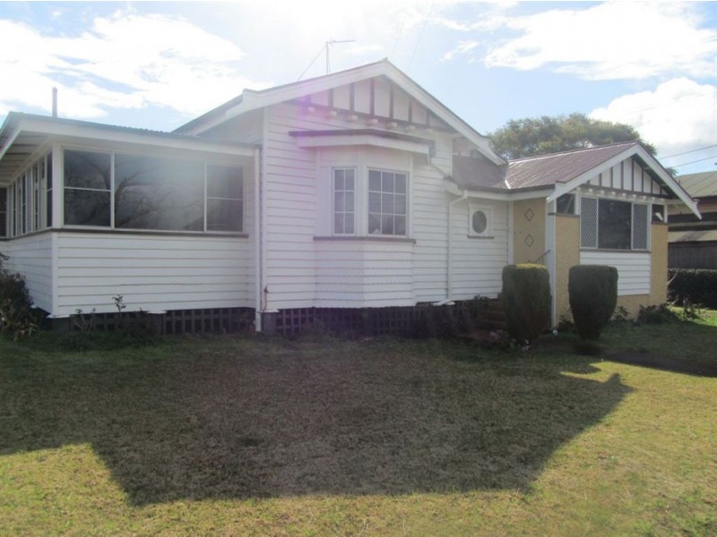 147 West Street, Toowoomba QLD 4350