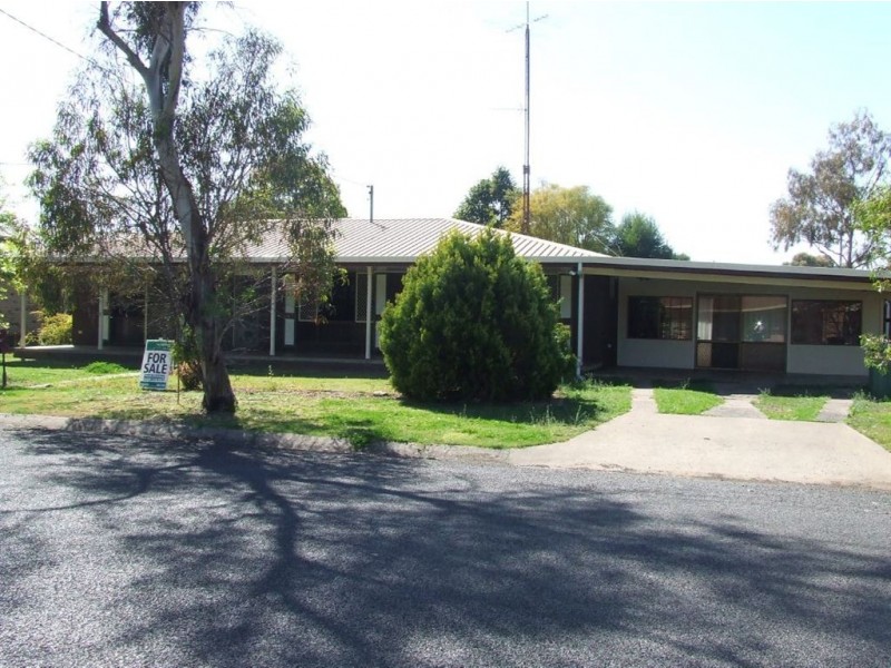 5 McLean Street, Pittsworth QLD 4356
