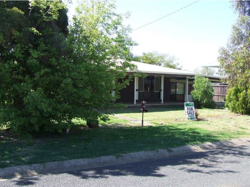 5 McLean Street, Pittsworth QLD 4356