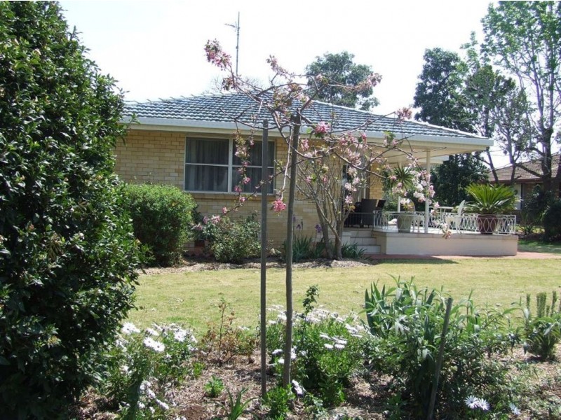35 Briggs Street, Pittsworth QLD 4356