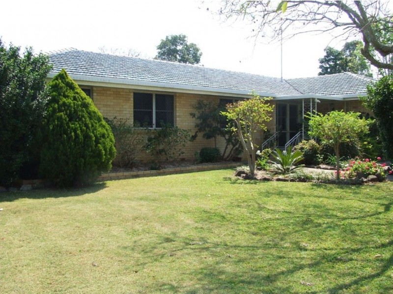 35 Briggs Street, Pittsworth QLD 4356