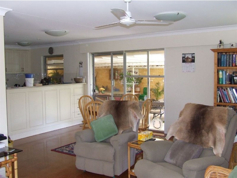 35 Briggs Street, Pittsworth QLD 4356