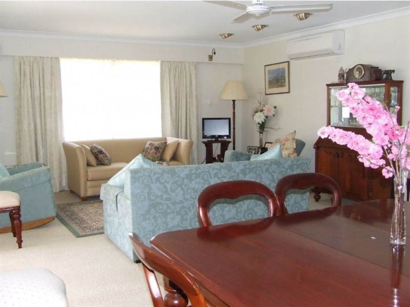 35 Briggs Street, Pittsworth QLD 4356