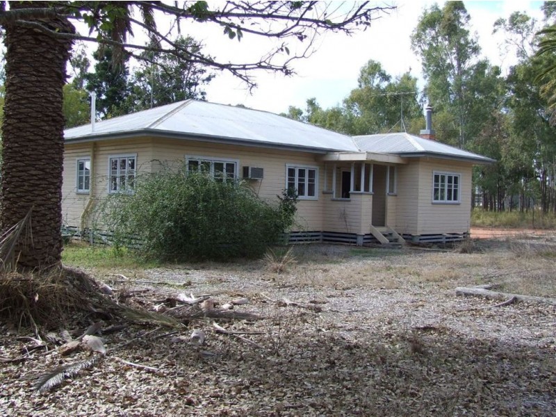 . “LYNDELL”, Pittsworth QLD 4356
