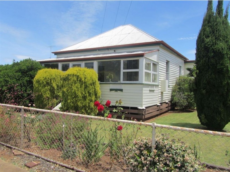 51 Hume Street, Pittsworth QLD 4356