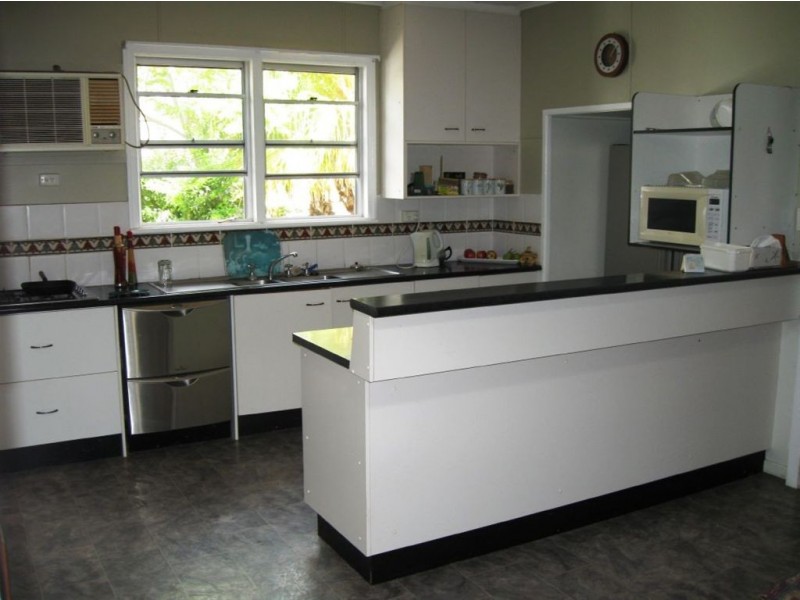 242 Fowler Rd, Pittsworth QLD 4356