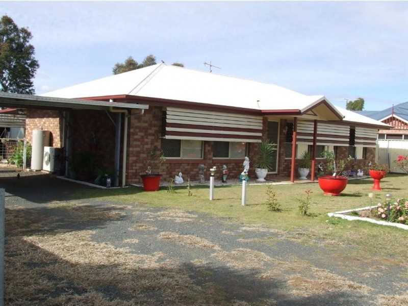 8 Sullivan Crescent, Pittsworth QLD 4356