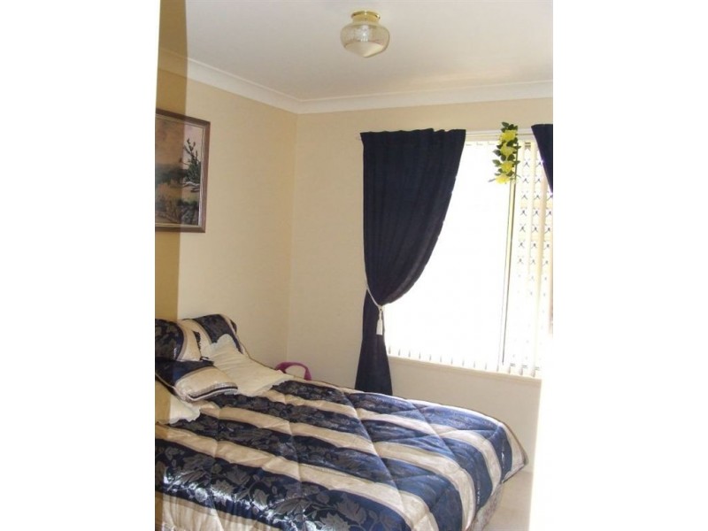8 Sullivan Crescent, Pittsworth QLD 4356