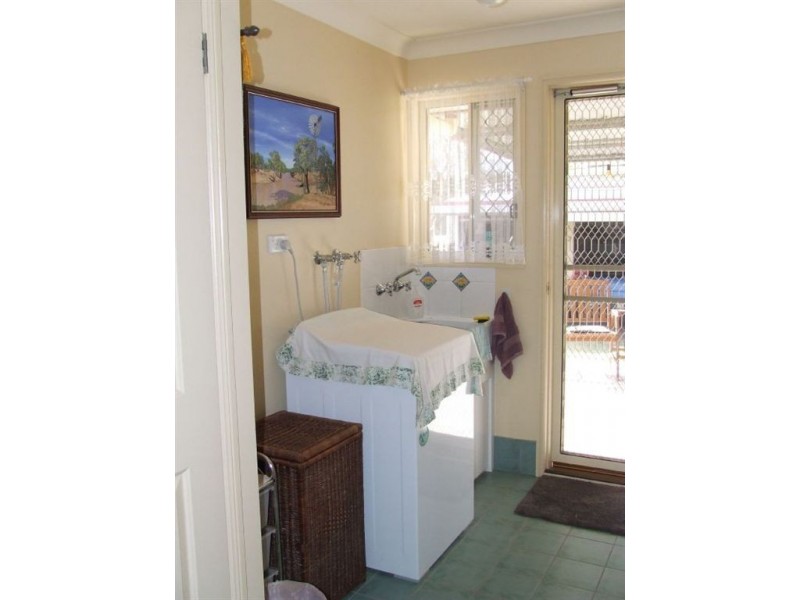 8 Sullivan Crescent, Pittsworth QLD 4356