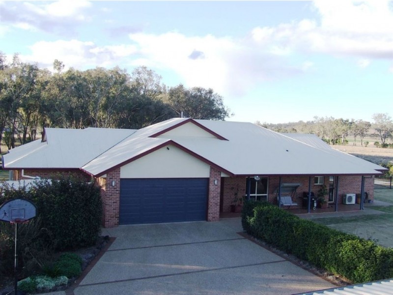 132 Short St, “Daniel’s Hill”, Pittsworth QLD 4356