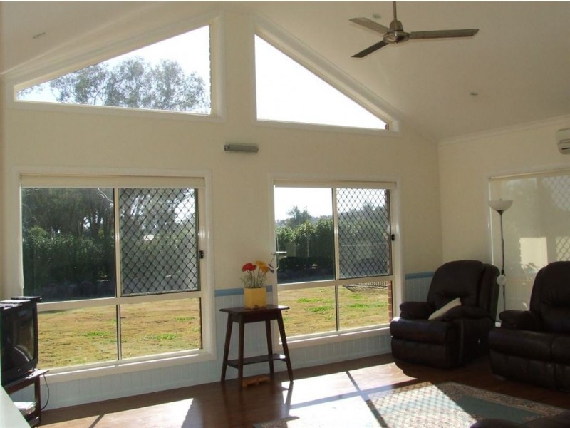 132 Short St, “Daniel’s Hill”, Pittsworth QLD 4356