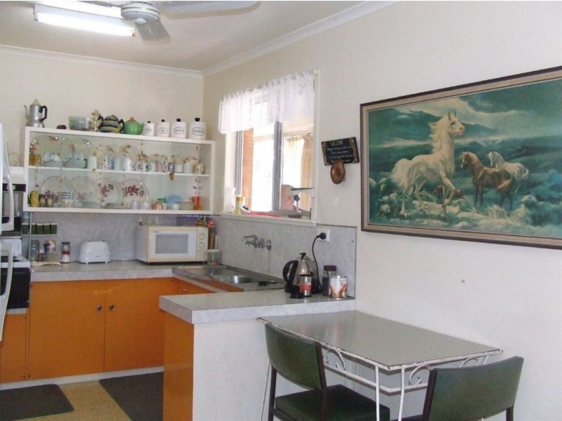 6 Steele Street, Pittsworth QLD 4356