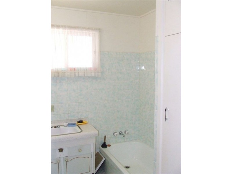 6 Steele Street, Pittsworth QLD 4356