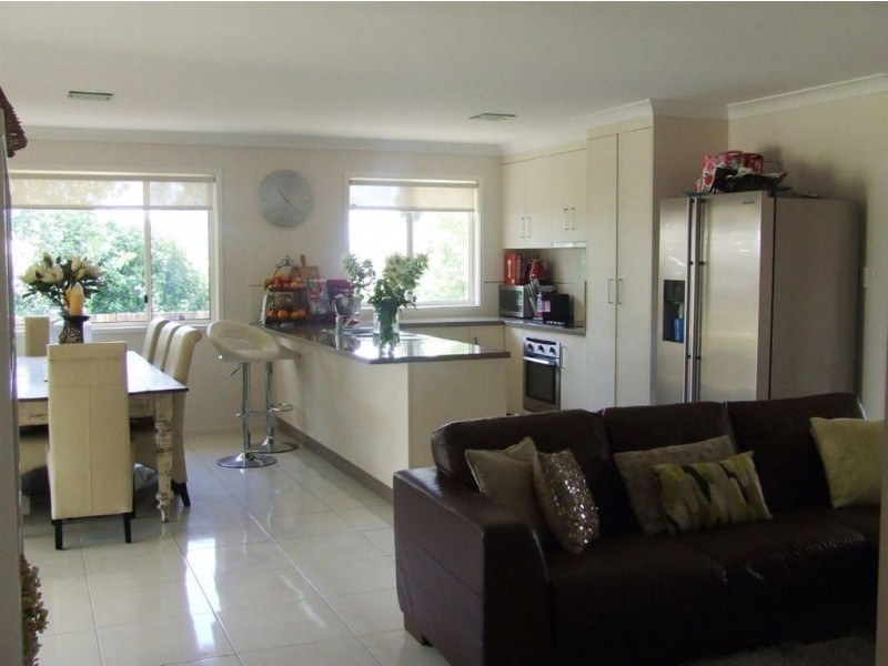 1A Weale Street, Pittsworth QLD 4356