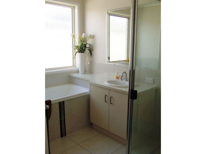 1A Weale Street, Pittsworth QLD 4356