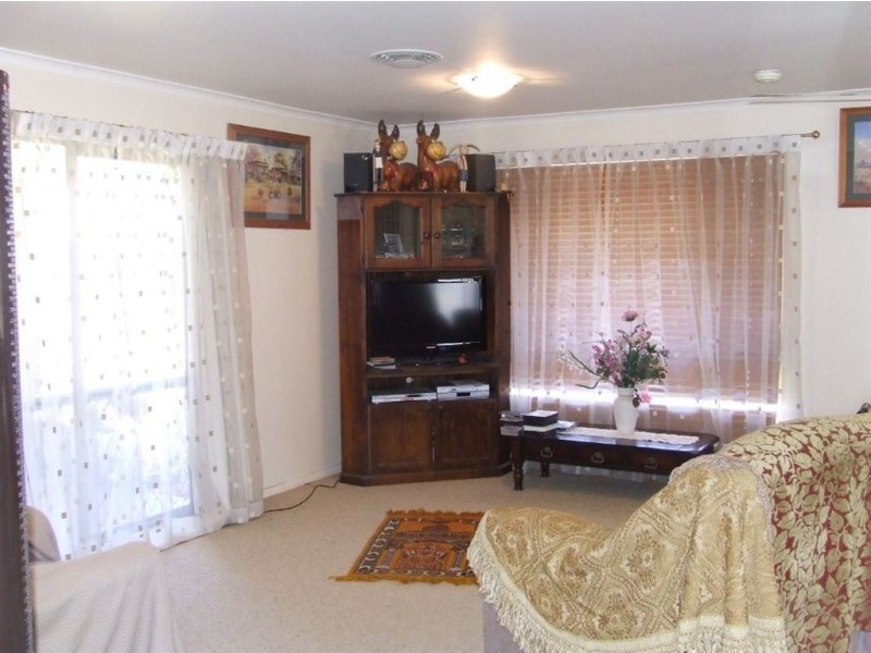 19 Hill Street, Pittsworth QLD 4356