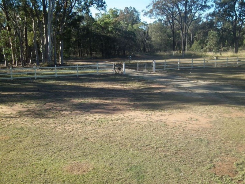 61 Wirraway Ave, Leyburn QLD 4365