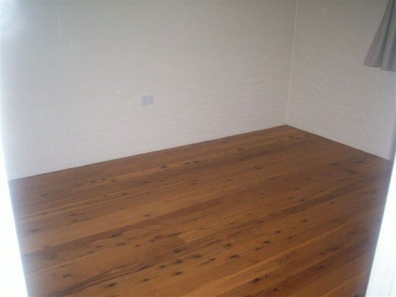 16 Cooper Street, Pittsworth QLD 4356