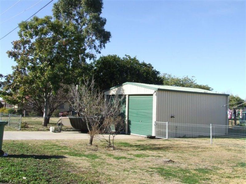16 Cooper Street, Pittsworth QLD 4356