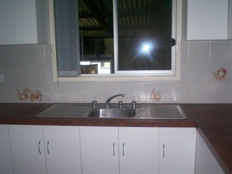 16 Cooper Street, Pittsworth QLD 4356