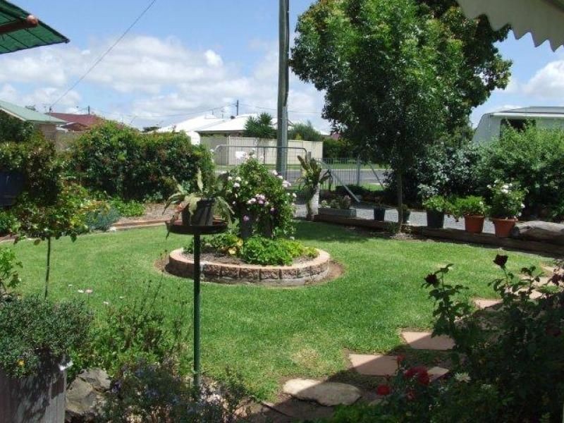 6 Short Street, Pittsworth QLD 4356