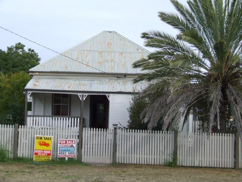 14 Young Street, Pittsworth QLD 4356