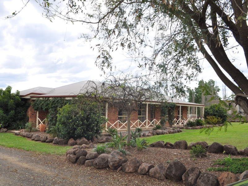 35 Helens, Pittsworth QLD 4356