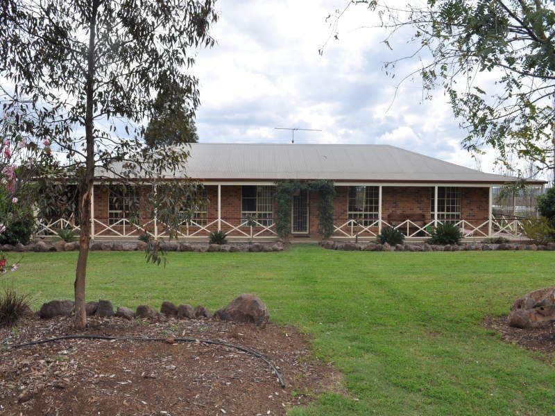 35 Helens, Pittsworth QLD 4356